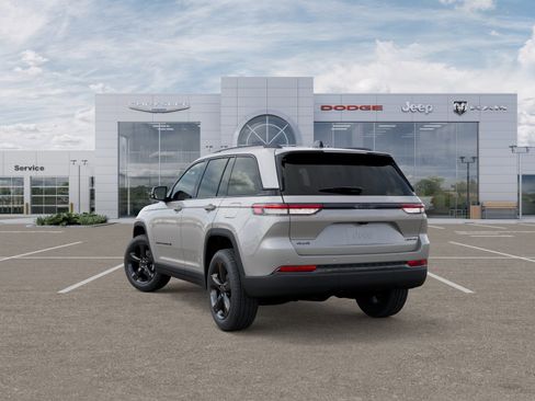 New 2025 Jeep Grand Cherokee Limited w/ Black Appearance Package AWD/4WD image 3