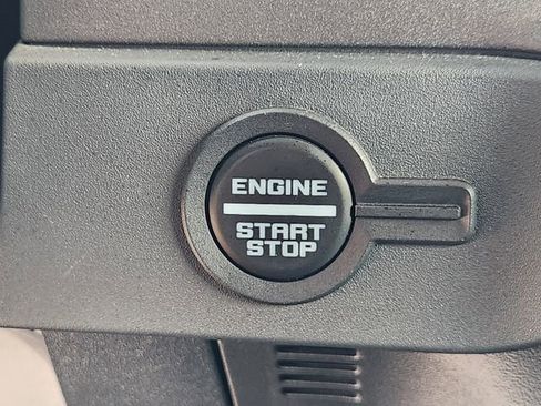 Used 2025 Ford Bronco Big Bend image 19