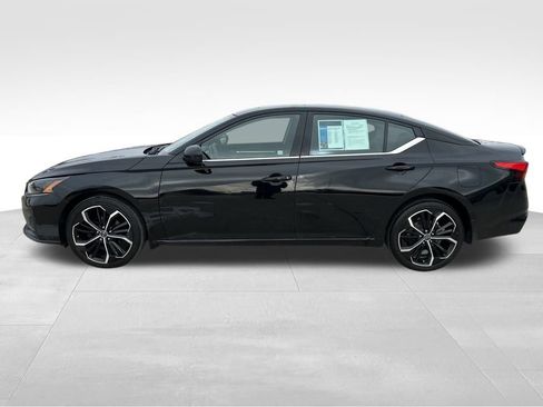 Used 2024 Nissan Altima 2.5 SR image 4