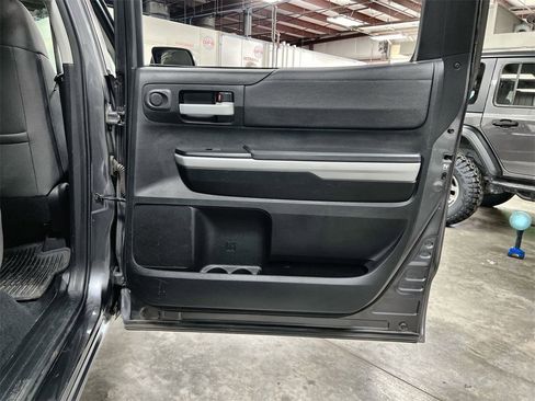 Used 2019 Toyota Tundra SR5 image 24