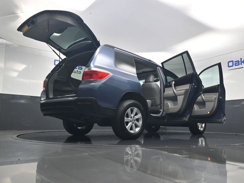 Used 2013 Toyota Highlander SE AWD/4WD image 60