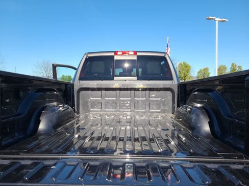 Used 2024 RAM 2500 Laramie w/ Safety Group AWD/4WD image 27