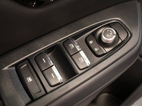 Used 2025 Subaru Forester Limited AWD/4WD image 10