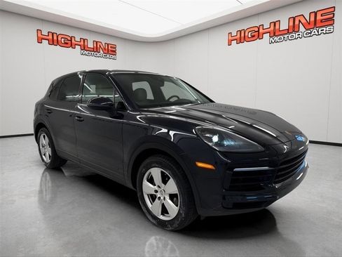 Used 2020 Porsche Cayenne AWD/4WD image 3