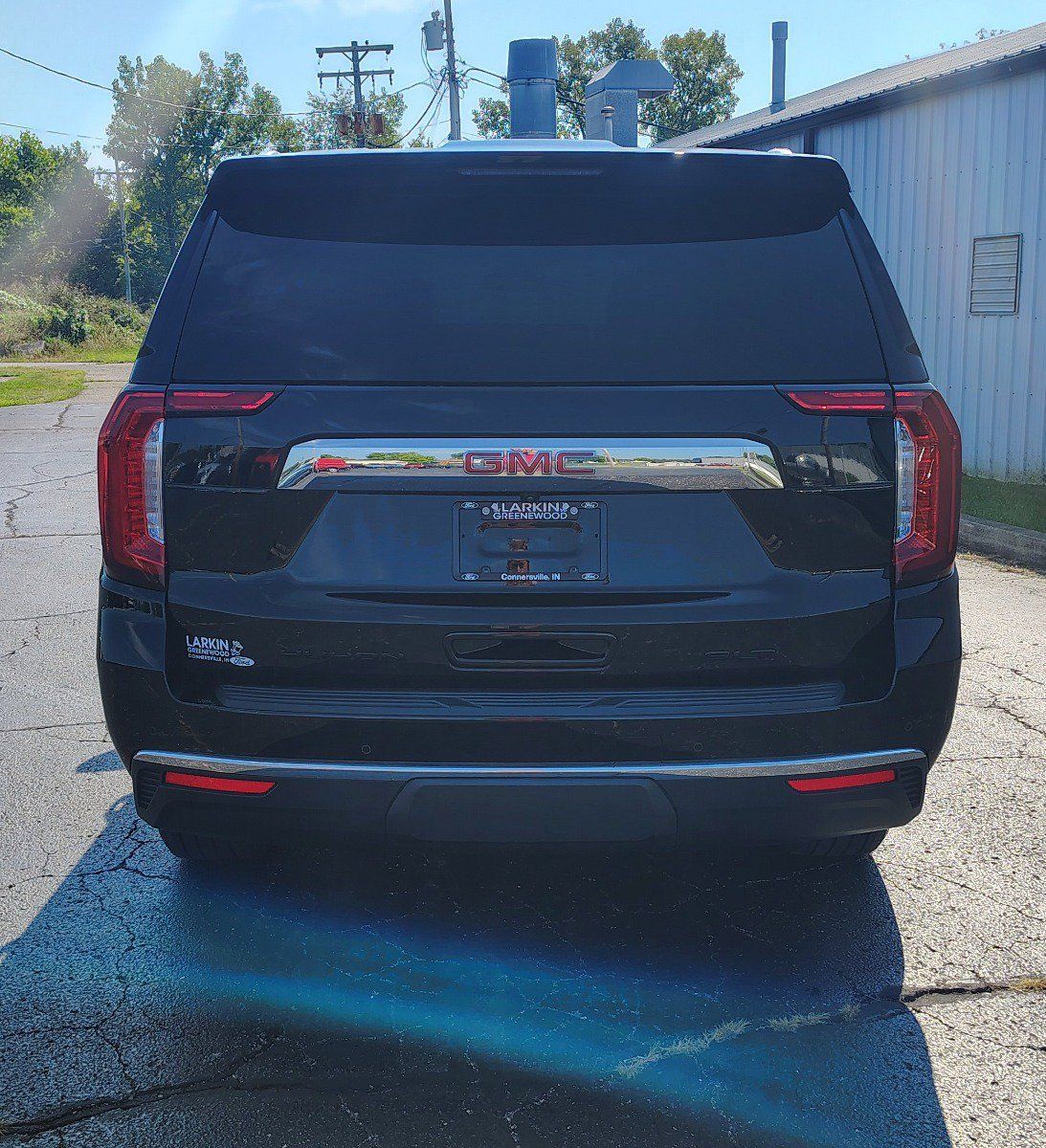 Used 2023 GMC Yukon SLT AWD/4WD image 6