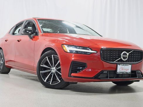Used 2023 Volvo S60 T8 Plus AWD/4WD image 7