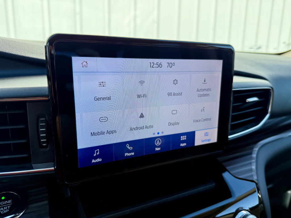 Used 2021 Ford Explorer Limited w/ Equipment Group 301A AWD/4WD image 28