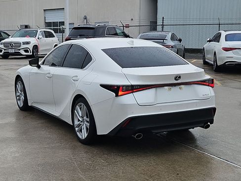 Used 2024 Lexus IS 300 w/ Comfort Package RWD image 7