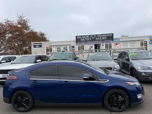 Used 2013 Chevrolet Volt Premium w/ Premium Trim Package image 7