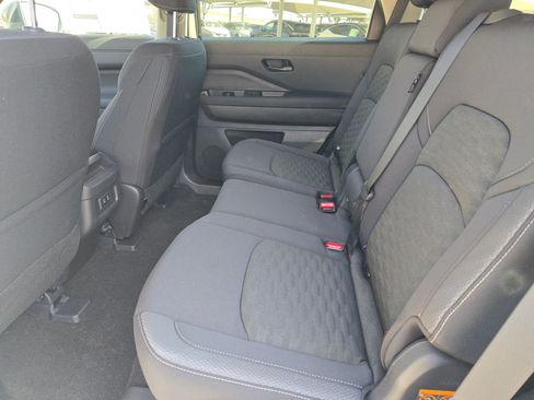 New 2026 Nissan Pathfinder SV image 12