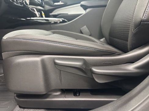 New 2026 Chevrolet Trax LT w/ Driver Confidence Package image 2