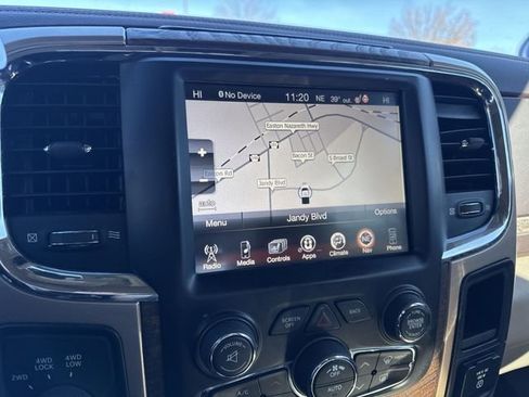 Used 2017 RAM 3500 Laramie Longhorn image 18