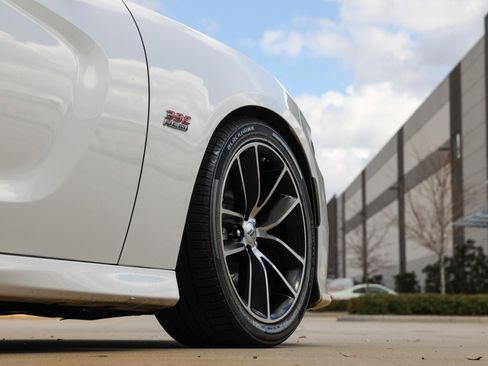 Used 2018 Dodge Charger R/T Scat Pack RWD image 41