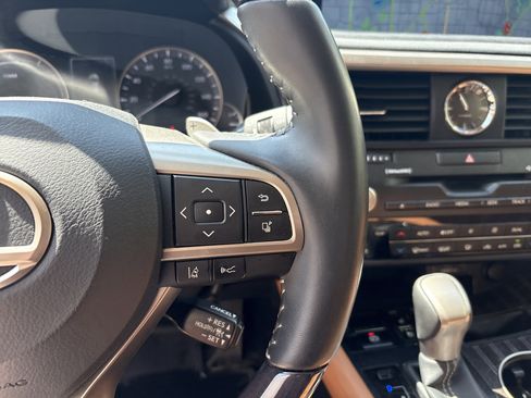 Used 2022 Lexus RX 450h AWD w/ Luxury Package image 20