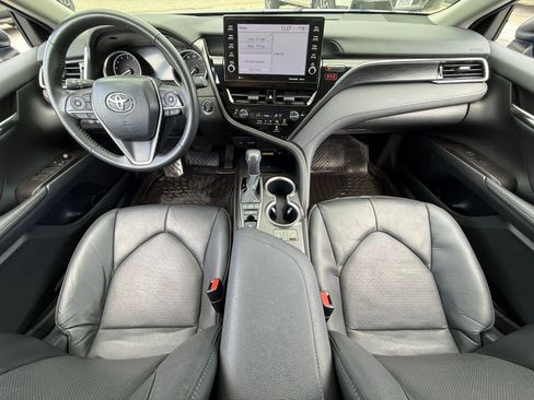 Used 2024 Toyota Camry XLE image 18