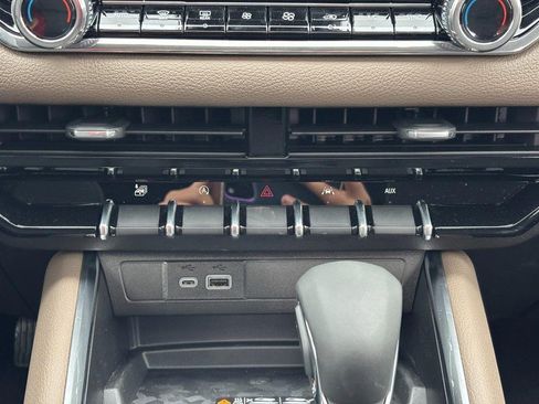 New 2026 GMC Canyon Denali w/ LPO, Denali Black Edition image 14