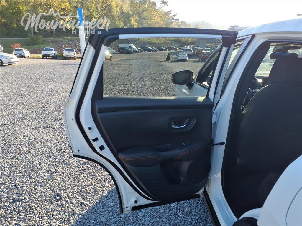 Used 2025 Honda HR-V Sport image 16