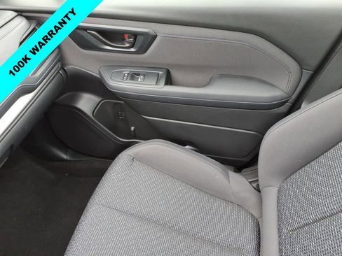 Certified 2025 Subaru Forester Premium AWD/4WD image 26