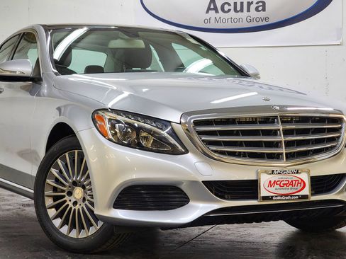 Used 2015 Mercedes-Benz C 300 4MATIC Sedan image 16
