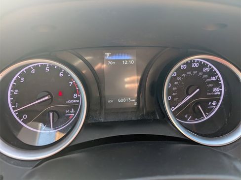 Used 2022 Toyota Camry LE image 19