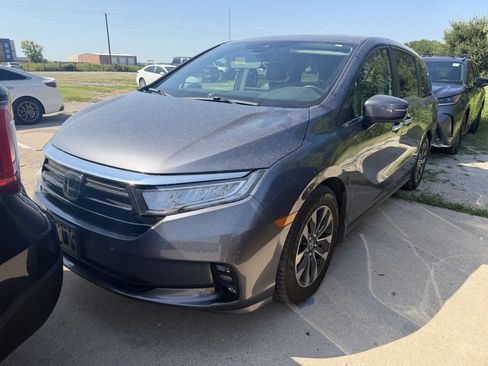 Used 2024 Honda Odyssey EX-L image 1
