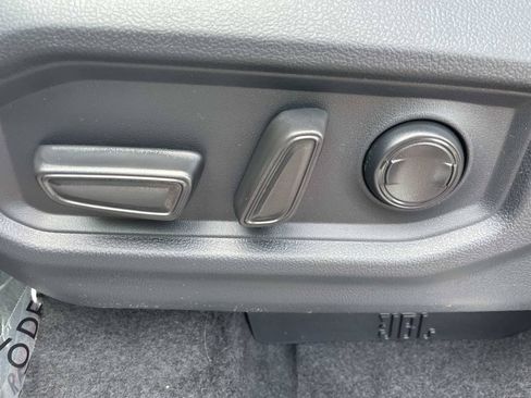 New 2026 Toyota Tundra Limited AWD/4WD image 28