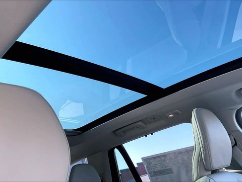 New 2026 Volvo XC90 T8 Ultra w/ Protection Package Premier image 30