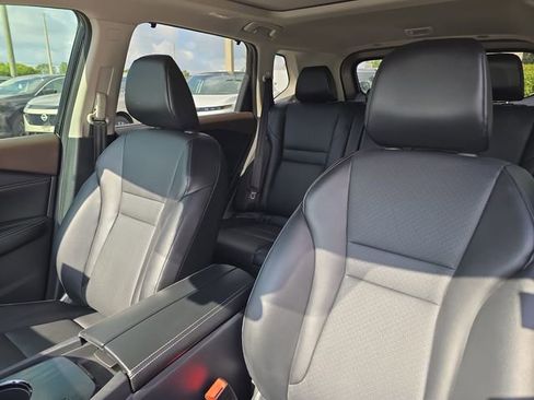 Certified 2023 Nissan Rogue SV w/ SV Premium B Package FWD image 22