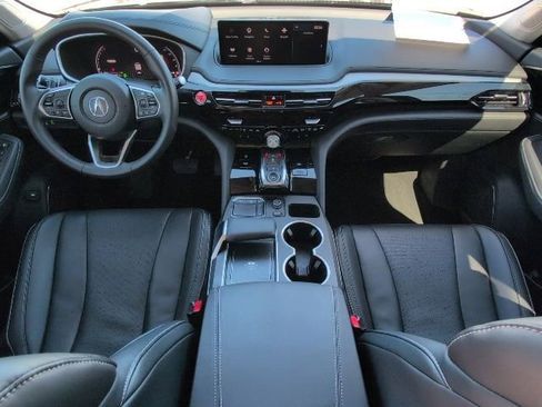 Used 2024 Acura MDX SH-AWD w/ Technology Package image 5