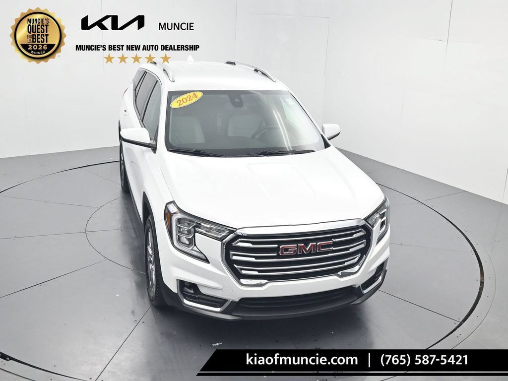 Used 2024 GMC Terrain SLT w/ Infotainment Package II FWD image 49
