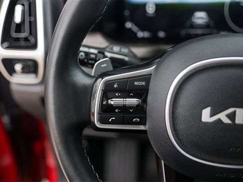 Used 2022 Kia Sorento SX Prestige image 14