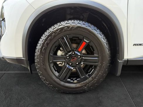 Used 2025 Nissan Rogue SV w/ Rock Creek Premium Package AWD/4WD image 9