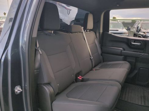 Used 2022 Chevrolet Silverado 1500 Custom Trail Boss AWD/4WD image 24