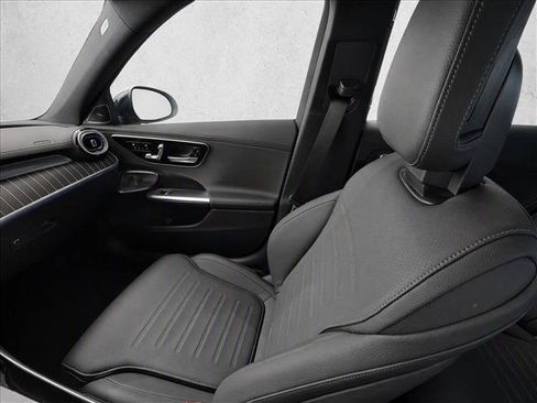 Used 2026 Mercedes-Benz C 300 Sedan image 18