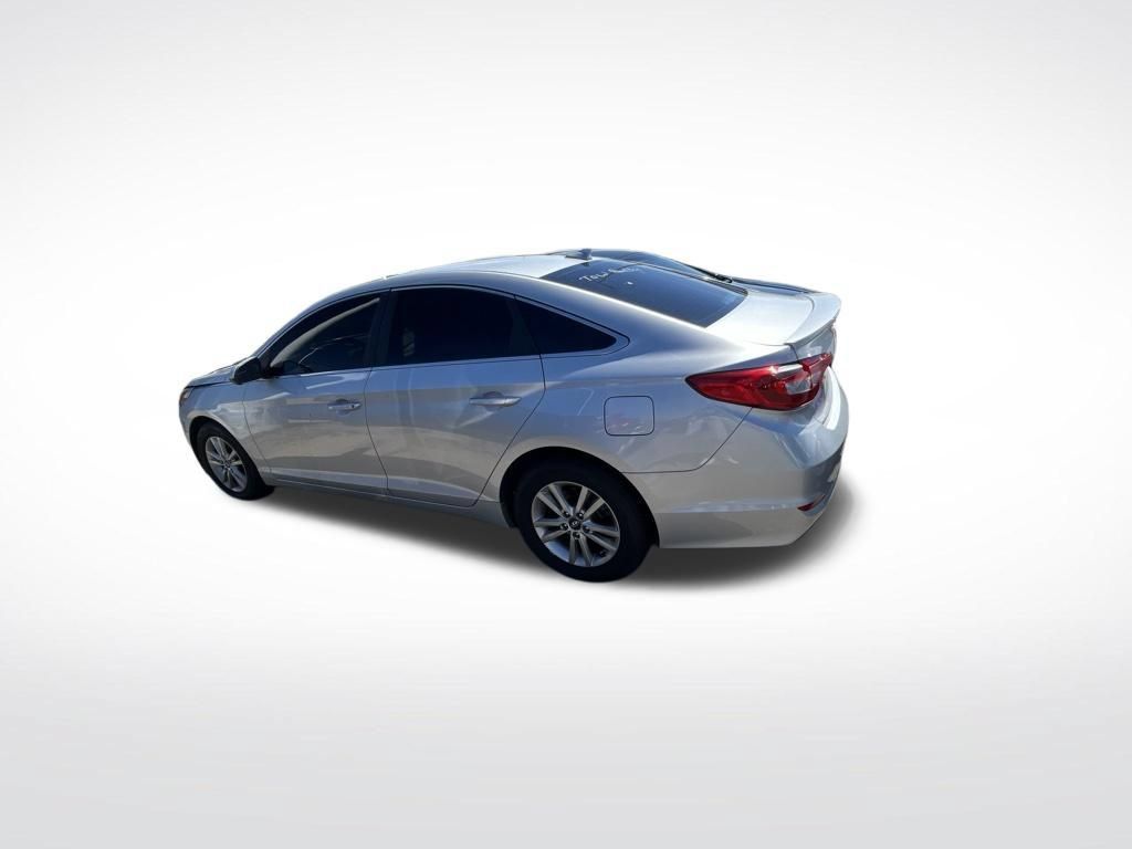 Used 2017 Hyundai Sonata SE FWD image 6