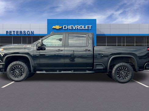 Certified 2022 Chevrolet Silverado 3500 LTZ w/ LTZ Plus Package image 7