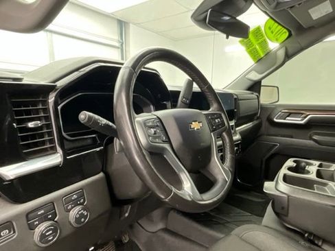 Used 2022 Chevrolet Silverado 1500 LT w/ Snow Plow Prep Package image 16