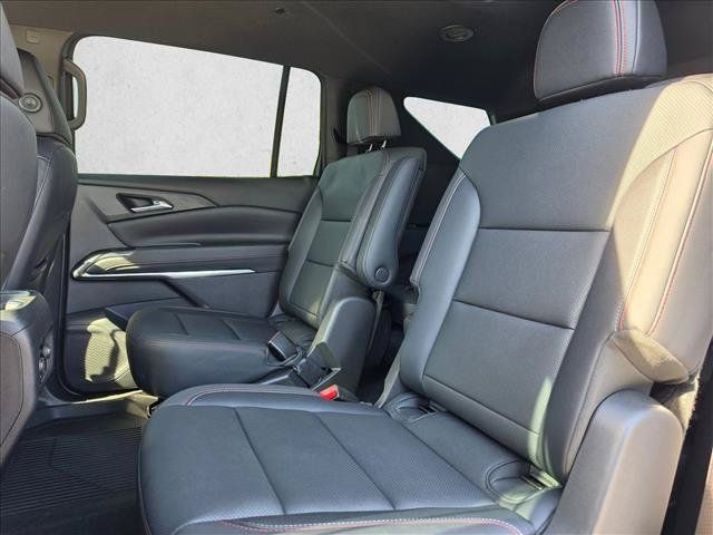 Used 2024 Chevrolet Traverse Z71 AWD/4WD image 20