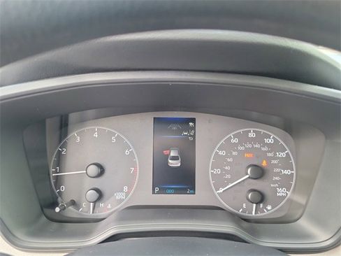 Used 2025 Toyota Corolla LE image 10