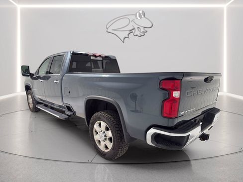 Used 2020 Chevrolet Silverado 3500 LTZ w/ LTZ Premium Package AWD/4WD image 3