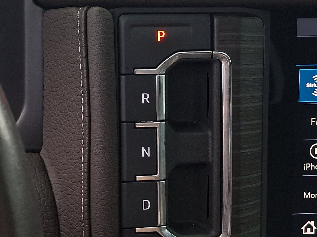 Used 2021 GMC Yukon Denali w/ Denali Ultimate Package AWD/4WD image 20
