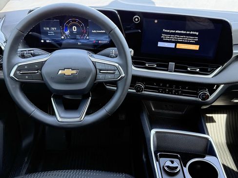 New 2026 Chevrolet Equinox LT FWD image 11