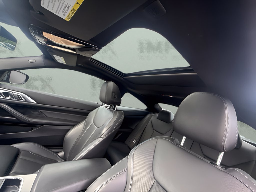 Used 2024 BMW 430i Coupe w/ Premium Package RWD image 10