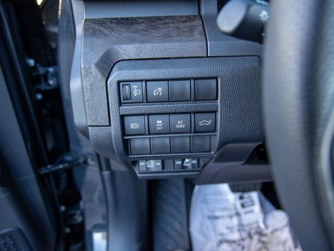 Used 2024 Toyota Tacoma Limited image 19