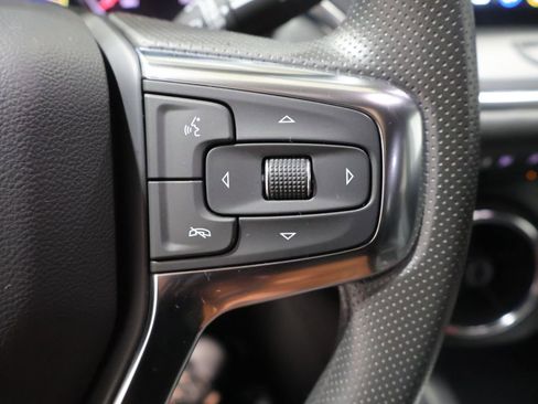 Used 2025 Chevrolet Blazer LT AWD/4WD image 34
