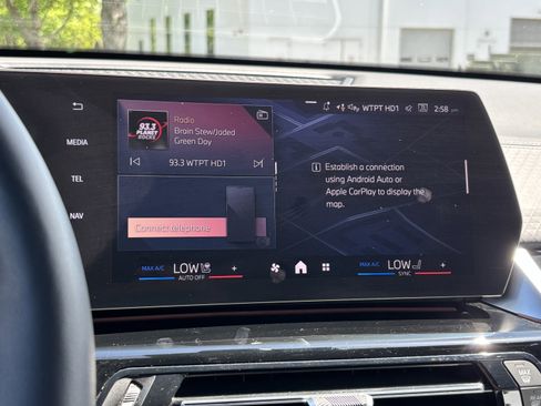Certified 2026 BMW X2 xDrive28i AWD/4WD image 24
