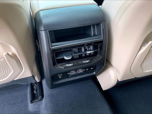 Used 2022 Jeep Grand Cherokee Limited 4xe AWD/4WD image 34