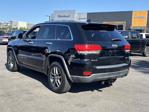 Used 2018 Jeep Grand Cherokee Limited AWD/4WD image 6