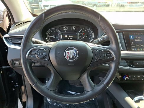 Used 2021 Buick Enclave Essence w/ Sport Touring Edition image 22