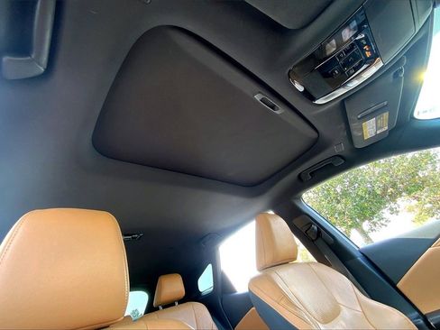 Used 2023 Lexus RX 350 FWD image 12